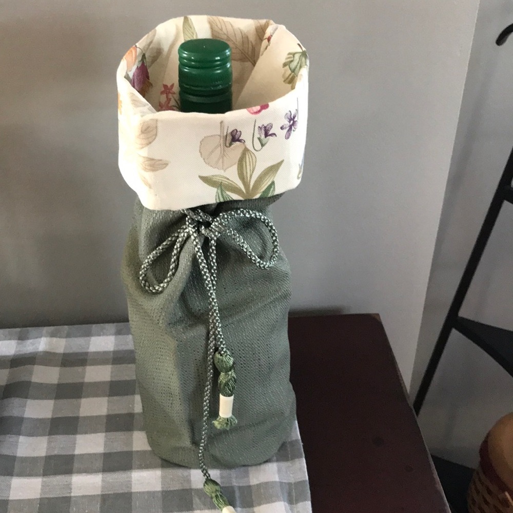 Longaberger Beverage Carrier